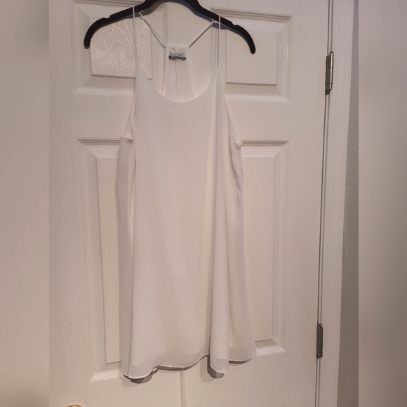 Dress - Picture 2 of 5